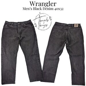 Wrangler Jeans Mens 40 x 32 Black Denim Cotton Classic Rugged‎ Relaxed Straight